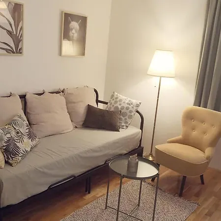 Saturn In Piran, Kind, Unique, Warm Apartment *